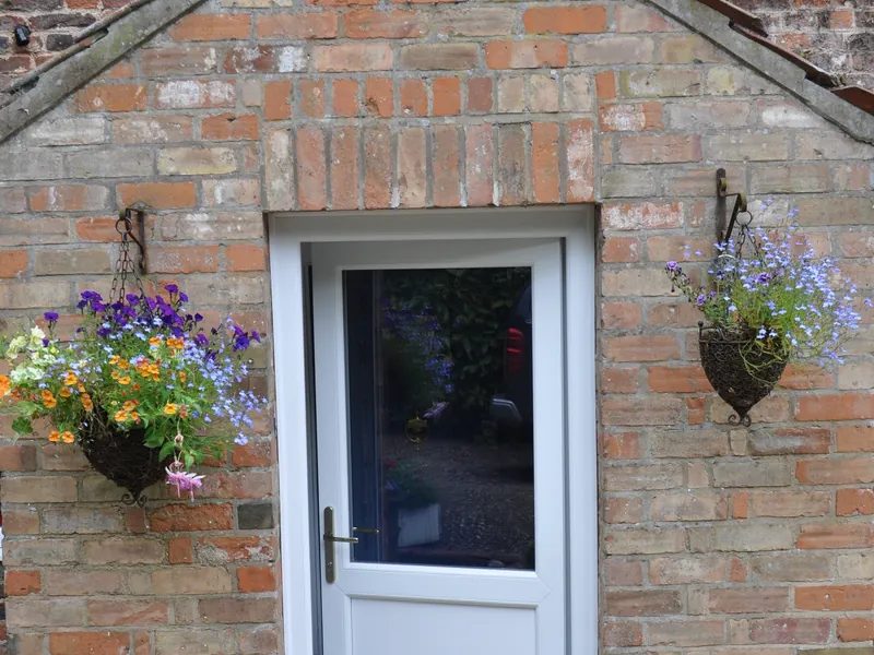 Front Kensal Green